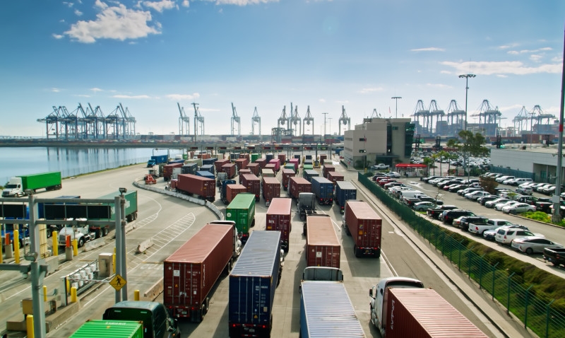 Governo marca leilão do terminal STS-10 para dezembro, mas decisão depende do TCU