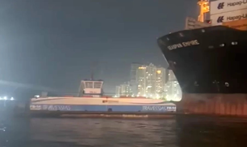 Navio colide com balsas no Porto de Santos sem causar feridos