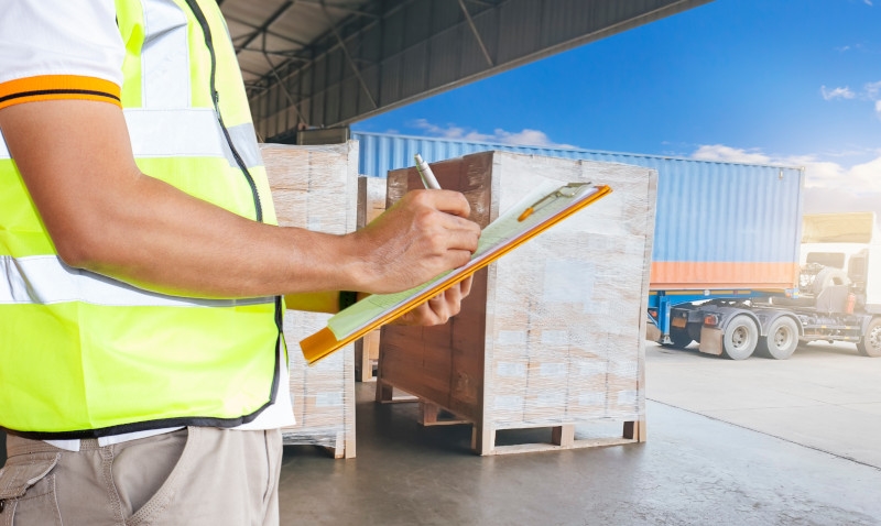 Como funciona o despacho aduaneiro no Brasil