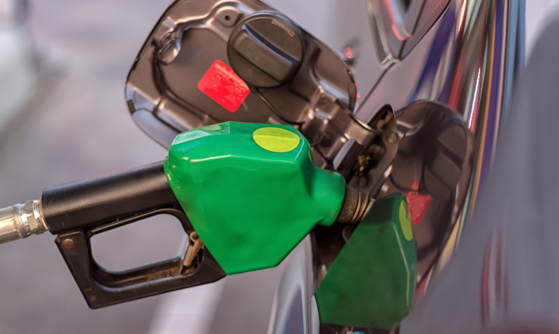 Petrobras reajusta diesel mas subsídio federal neutraliza aumento