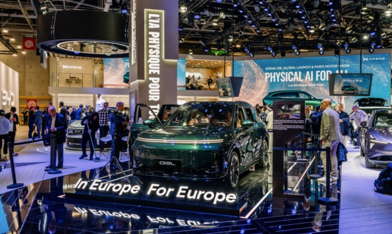 Marcas chinesas chegam ao Salão de Paris com presença recorde e desafiam montadoras europeias