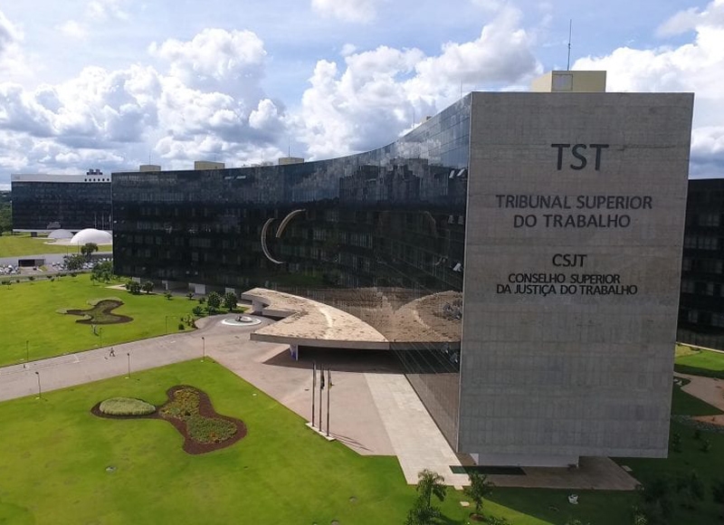 TST revisa decisão sobre obrigatoriedade de contratação de avulsos por Terminais de Uso Privados