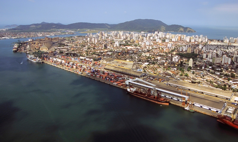 Porto de Santos bate recorde mensal de movimentação de cargas em setembro